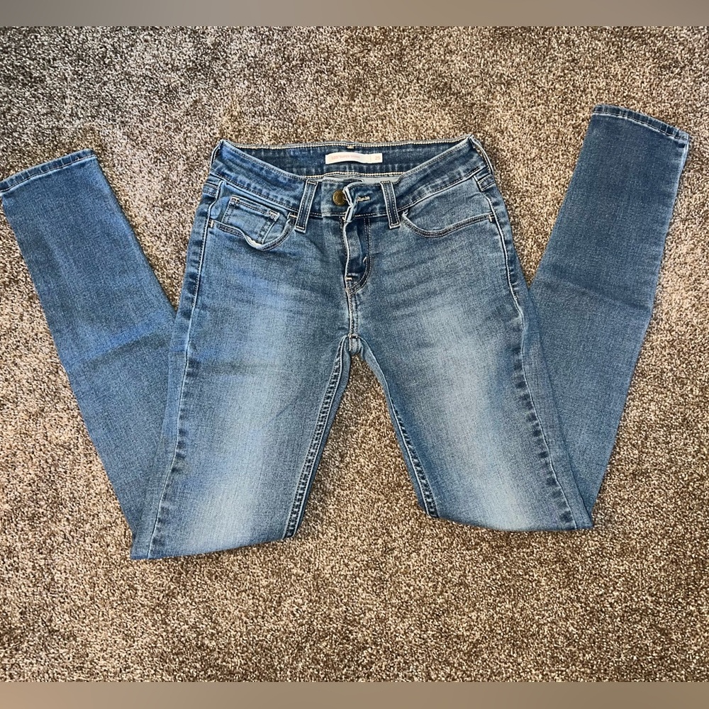 Women’s Levi’s size 26
